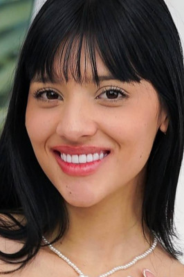 Danna Vallejo from VRLATINA